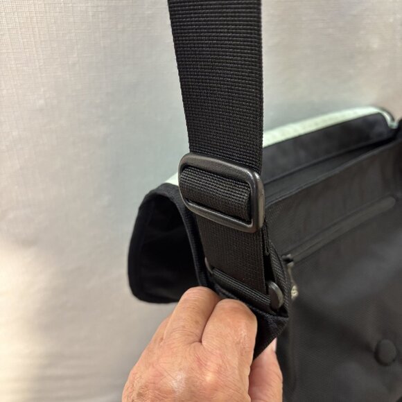 Sherpani Milli Crossbody Bag With Multiple Pockets & Adjustable Strap Black - Picture 4 of 16